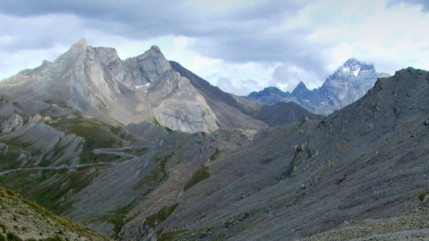 Hautes-Alpes : le col Agnel ferm&eacute; deux semaines pour s&eacute;curiser un glissement de terrain