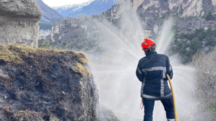 Hautes-Alpes : le pr&eacute;fet appelle &agrave; la vigilance face aux &eacute;cobuages apr&egrave;s plusieurs d&eacute;parts de feu