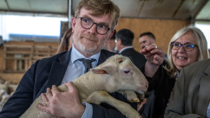 Hautes-Alpes : Marc Fesneau aux Assises de la prédation à Chorges