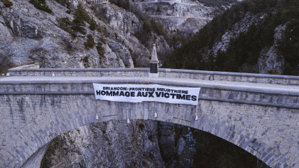 Hautes-Alpes : un monument en hommage aux morts des frontières érigé Hautes-Alpes : un monument en hommage aux morts des frontières érigé