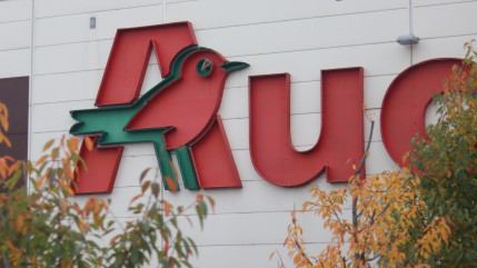 Hautes-Alpes : une dispute entre coll&eacute;giennes d&eacute;g&eacute;n&egrave;re en bagarre g&eacute;n&eacute;rale sur le parking d'Auchan, quatre condamnations &agrave; Gap