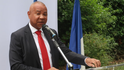 &laquo; J'ai maintenant les Hautes-Alpes au plus profond de mon &ecirc;tre &raquo; : le pr&eacute;fet Dufour fait ses adieux