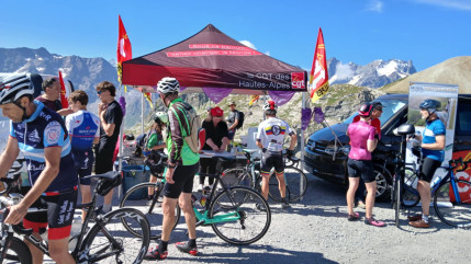 La CGT grimpe &agrave; 2.642 m d'altitude