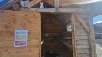 Le chalet du réemploi a vu le jour à Guillestre Le chalet du réemploi a vu le jour à Guillestre