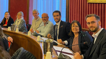 "Le résultat est peut-être serré, mais il est clair" : Roger Didier ferme avec Elie Cordier au 1er conseil municipal de Gap "Le résultat est peut-être serré, mais il est clair" : Roger Didier ferme avec Elie Cordier au 1er conseil municipal de Gap