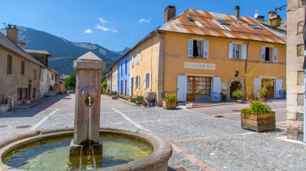 Montdauphin entre dans la cour des "Plus beaux villages de France"