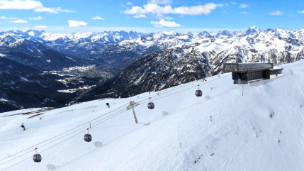 Montgen&egrave;vre : deux nouvelles t&eacute;l&eacute;cabines, un t&eacute;l&eacute;si&egrave;ge et une nouvelle liaison avec l&rsquo;Italie cet hiver