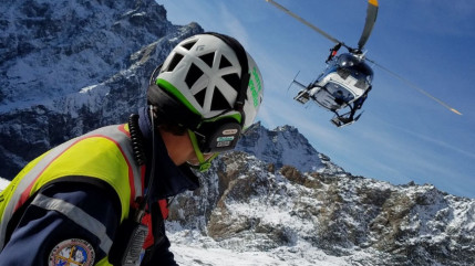 Montgenèvre : un skieur italien entre la vie et la mort après une avalanche Montgenèvre : un skieur italien entre la vie et la mort après une avalanche