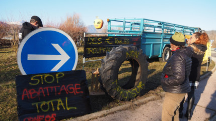 "Nous avons dégagé Jérôme Sainte-Marie et sa clique" : les agriculteurs en colère fustigent la récupération du RN "Nous avons dégagé Jérôme Sainte-Marie et sa clique" : les agriculteurs en colère fustigent la récupération du RN