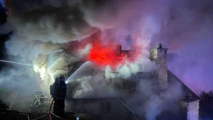 Orci&egrave;res : une maison en grande partie d&eacute;truite par un incendie, la for&ecirc;t &eacute;pargn&eacute;e