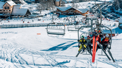 Panne de courant à Réallon : la station paralysée vendredi, les pistes de nouveau accessibles samedi Panne de courant à Réallon : la station paralysée vendredi, les pistes de nouveau accessibles samedi