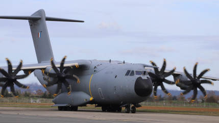 Pourquoi un avion militaire A400M a survolé Briançon cette semaine ? Pourquoi un avion militaire A400M a survolé Briançon cette semaine ?