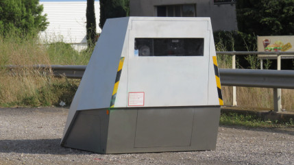 RN 85 &agrave; Aiglun : un radar de chantier mis en place, la vitesse limit&eacute;e &agrave; 50 km/h pour &ldquo;votre s&eacute;curit&eacute;&rdquo;