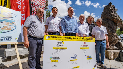 Tour de France 2026 : les Hautes-Alpes officialisent leur partenariat avec ASO &agrave; Orci&egrave;res Merlette