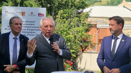 Un accord de 520 millions d&rsquo;euros pour moderniser les infrastructures routi&egrave;res et ferroviaires dans les Alpes du Sud