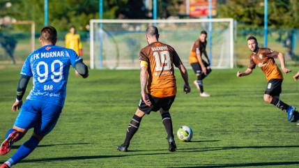 Un match de football d&eacute;g&eacute;n&egrave;re compl&egrave;tement &agrave; Gap : un homme interpell&eacute; avec une arme airsoft